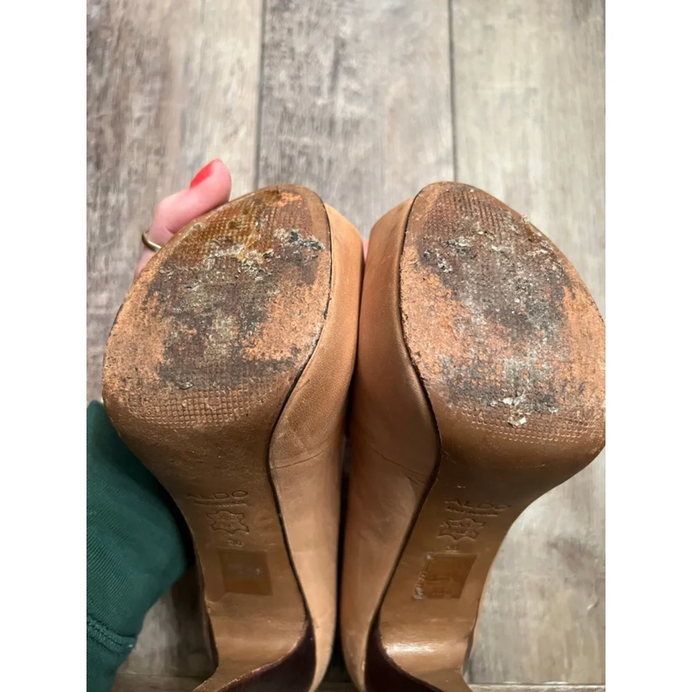 Women's ALDO Tan Leather Peep Toe Heels Size